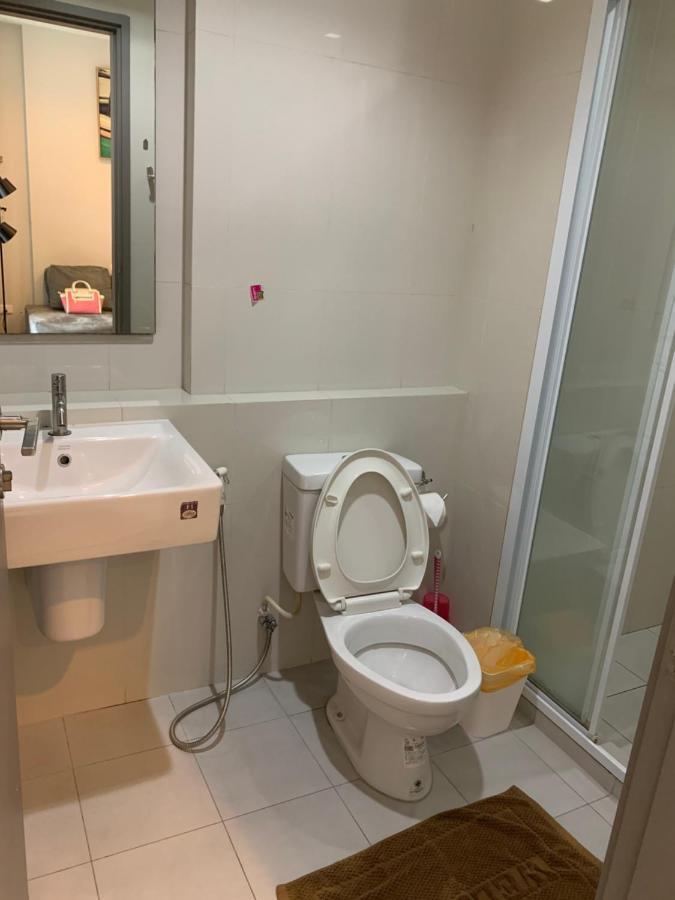 Base Condos Pattaya Εξωτερικό φωτογραφία