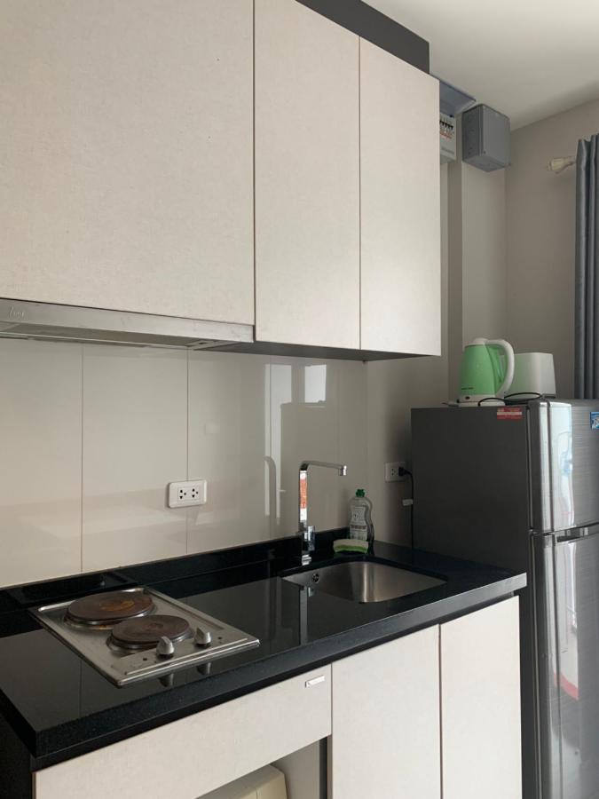 Base Condos Pattaya Εξωτερικό φωτογραφία