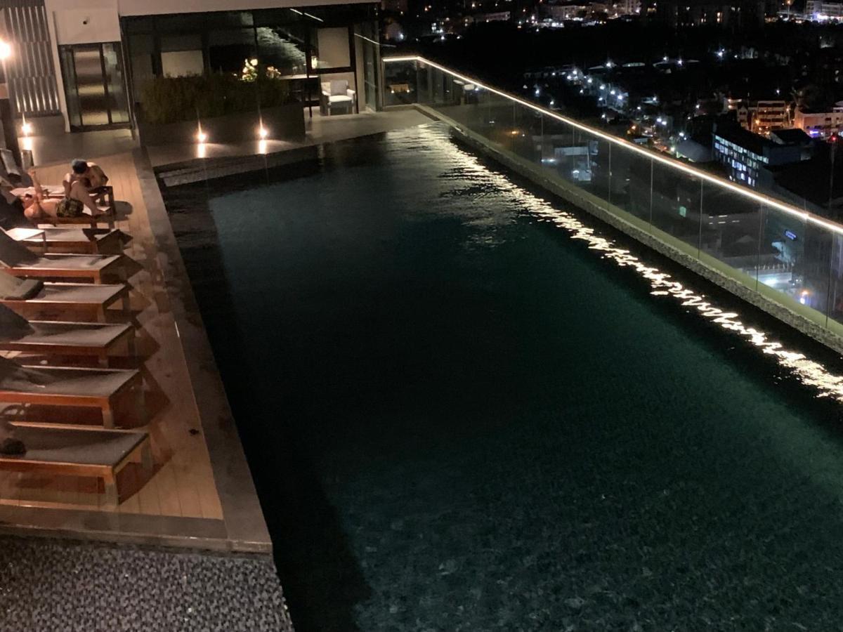 Base Condos Pattaya Εξωτερικό φωτογραφία