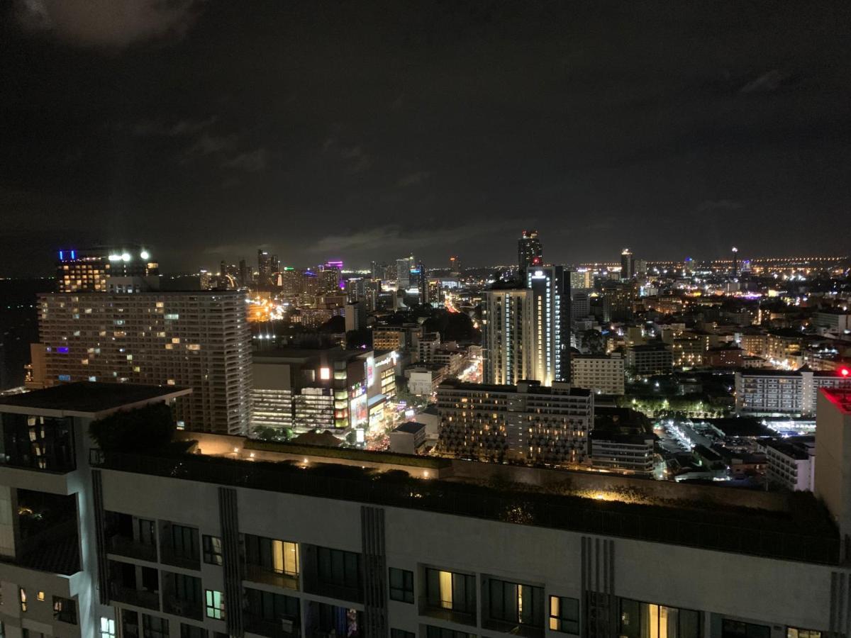 Base Condos Pattaya Εξωτερικό φωτογραφία