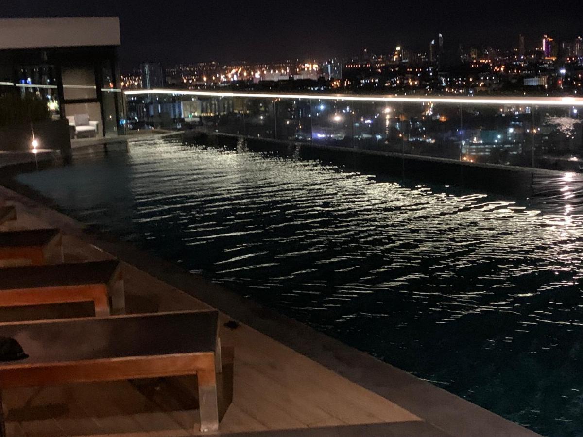 Base Condos Pattaya Εξωτερικό φωτογραφία