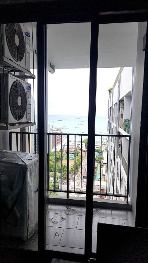 Base Condos Pattaya Εξωτερικό φωτογραφία